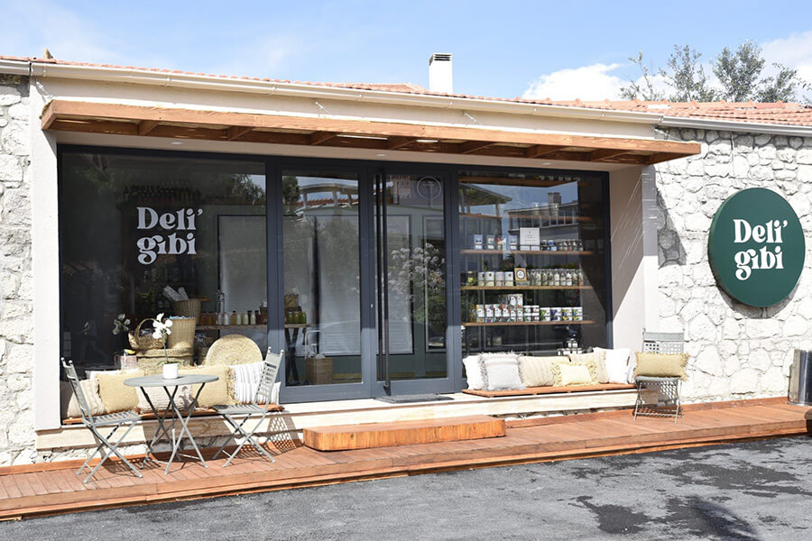 Deli Gibi Alaçatı